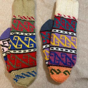 HAND KNITTED SOCKS Christmas Gift For Loved Ones Warm Soft Hand-Made Super Cool